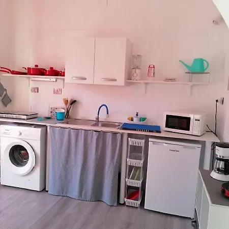 Διαμέρισμα Dadi *